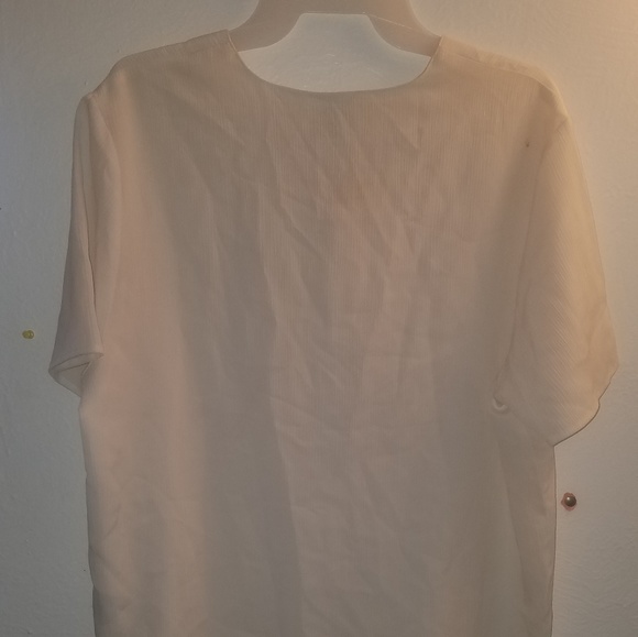 Top - Picture 3 of 3